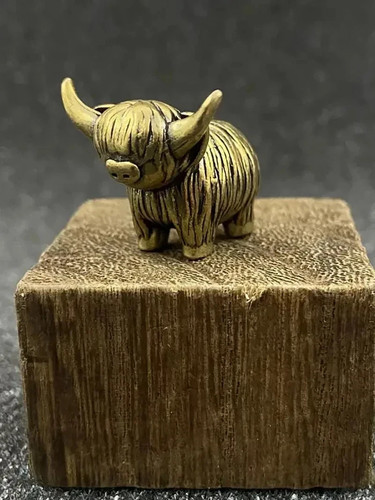 Mini brass highland cow - mini,